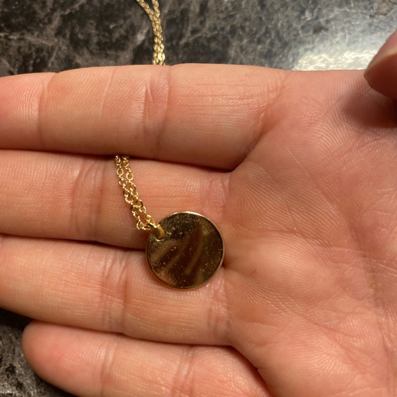 16” gold coin necklace - Picture 3 of 4